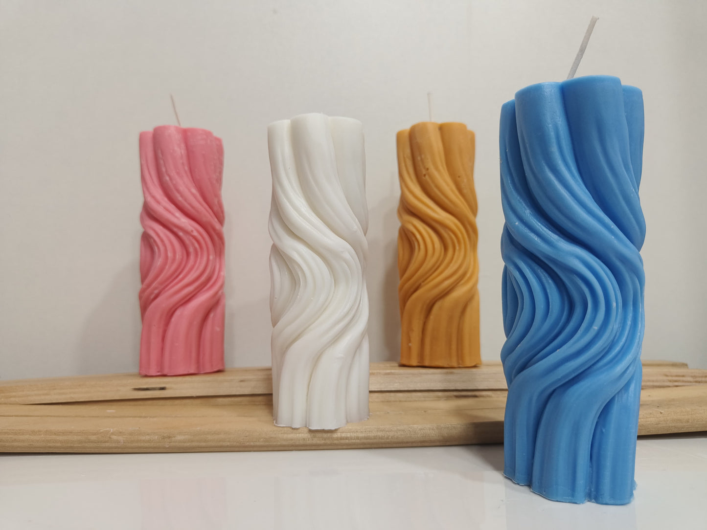 Wave Twisted Soy Scented Candle | 100% Soy Wax - Navam