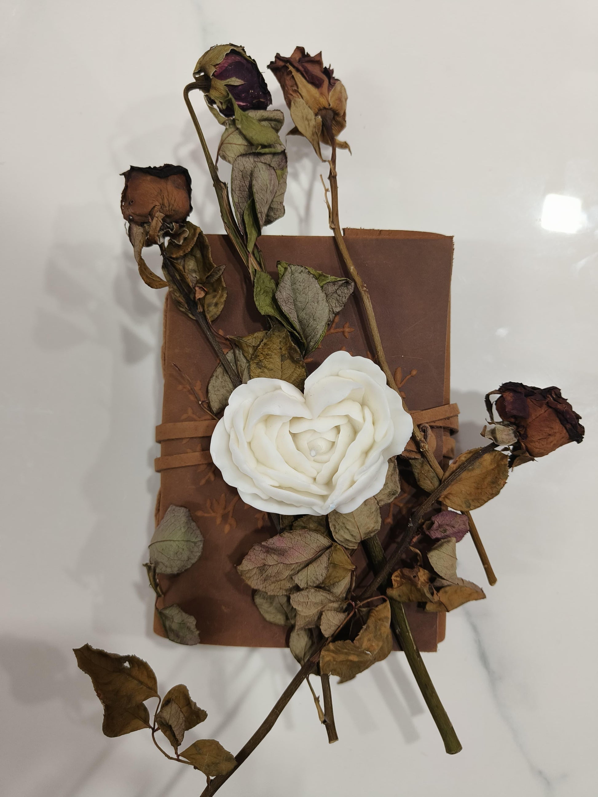Scented Rose Heart Candle | 100% Soy | Set of 3 - Navam